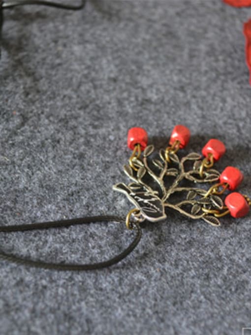 Dandelion Women Tree Shaped Red Beads Necklace 2