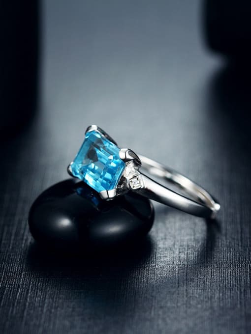 Deli Simple Rectangular Sapphire Gemstone Engagement Ring 1