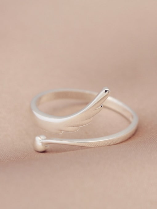 white Elegant Adjustable Feather Shaped S925 Silver Ring
