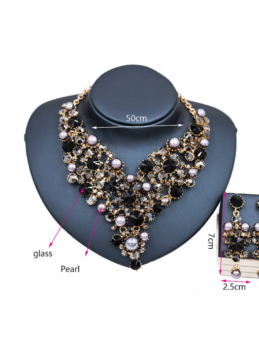 Lan Fu Pearl Glass Rhinestones Two Pieces Jewelry Set 3