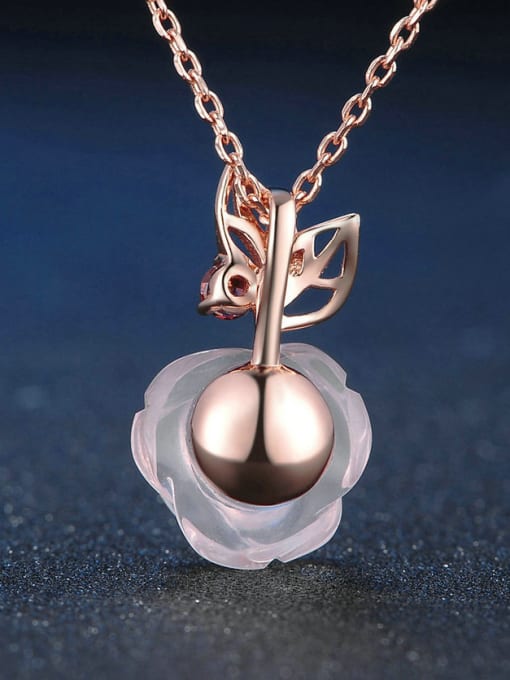 ZK Beautiful Flower Shaped Pendant with Rose Gold Plated 3
