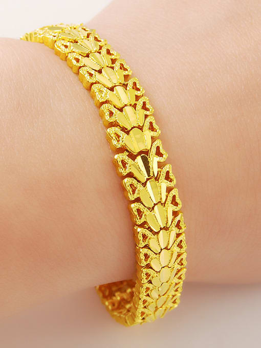 Yi Heng Da Fashion Crown Shaped 24K Gold Plated Bracelet 1