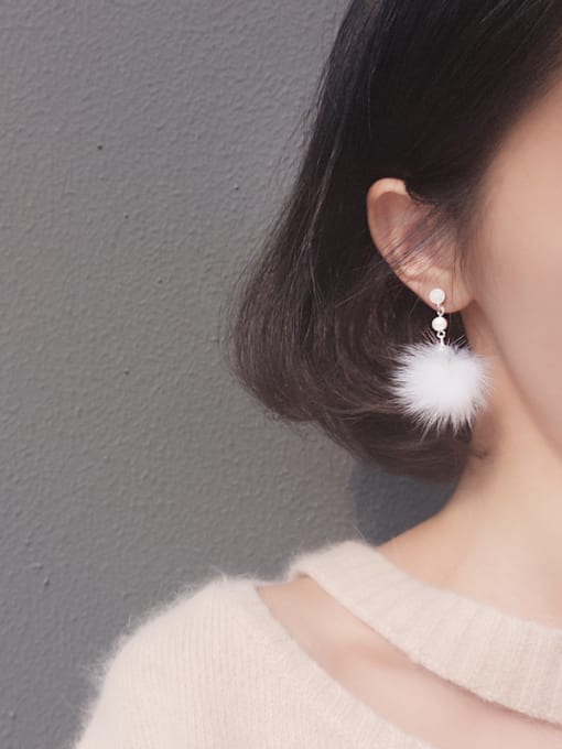 Peng Yuan Freshwater Pearl White Pompon Earrings 1