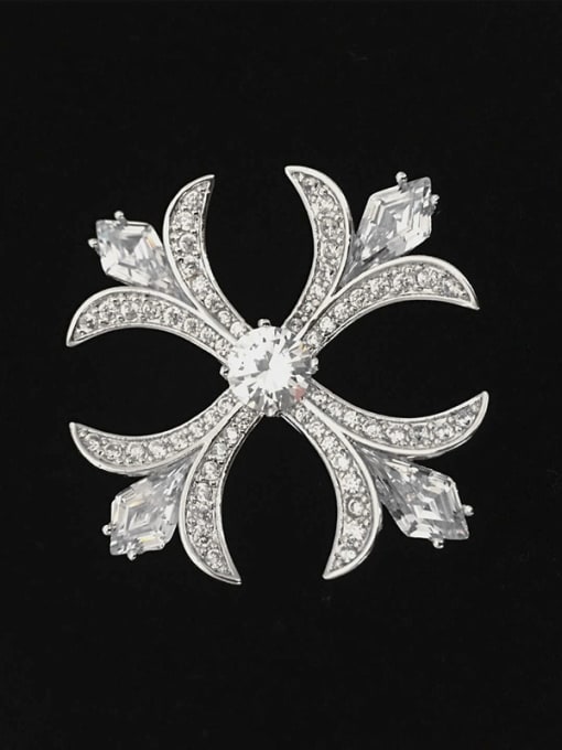 Wei Jia Classical Cross White Zircon-covered Copper Brooch 0