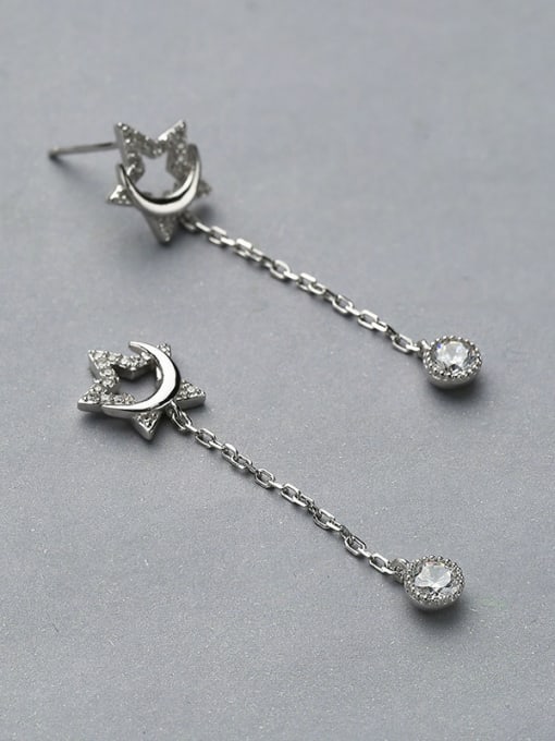 One Silver Women Delicate Star Shaped threader earring 1