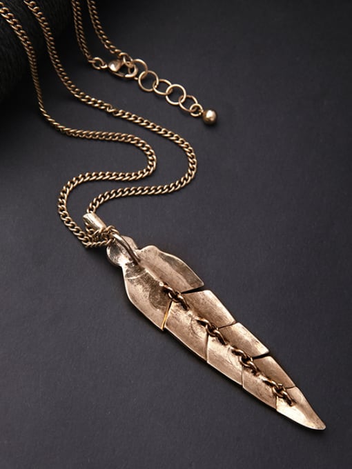 KM Leave-Shaped Alloy Necklace 2