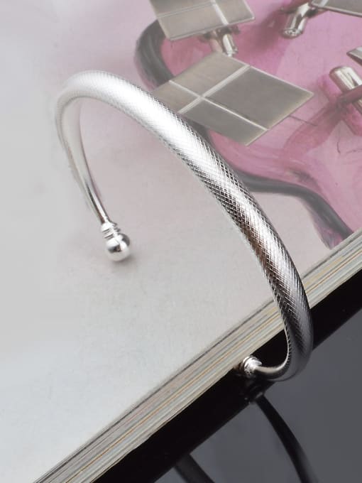 Ya Heng Simple Silver Plated Copper Opening Bangle 1
