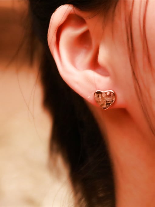 GROSE Sweet Korean Heart -shape Stud Earrings 1