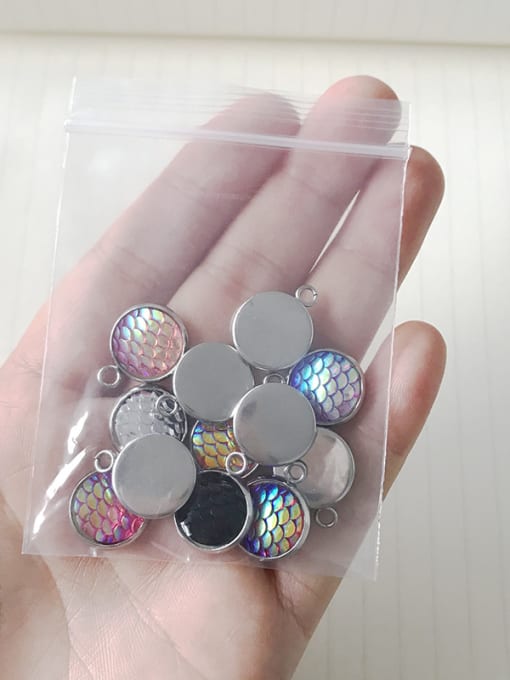 FTime Stainless Steel round with Mermaid scale Charms 2
