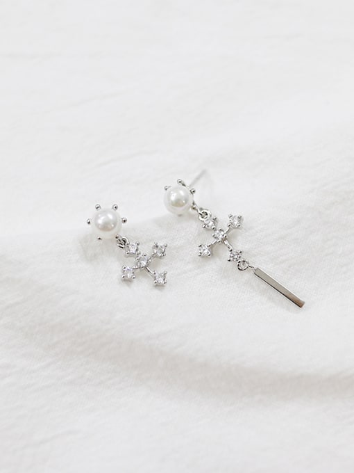 DAKA Fashion White Artificial Pearl Cubic Zircon Cross Silver Stud Earrings 3