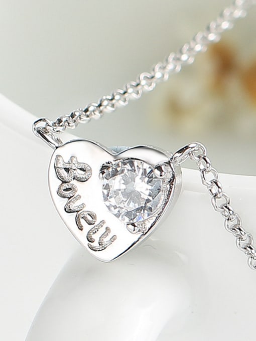 kwan Love Heart-shape Fashion Gift Necklace 2