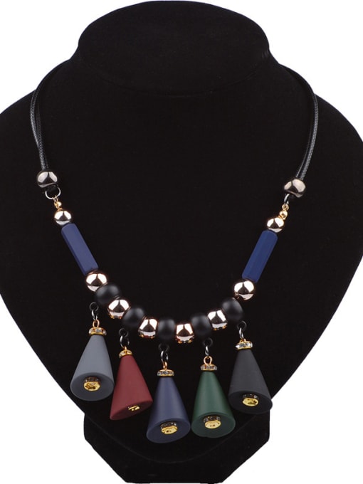 Qunqiu Fashion Colorful Geometrical Resin Artificial Leather Necklace 1
