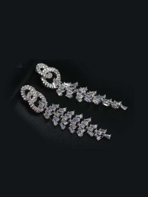 White Exquisite AAA Zircons Drop Cluster earring