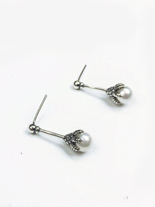 Boomer Cat Sterling silver synthetic Pearl Ear Studs 0