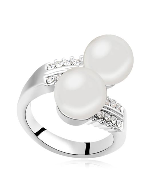 White Exaggerated Imitation Pearls Crystals Alloy Ring