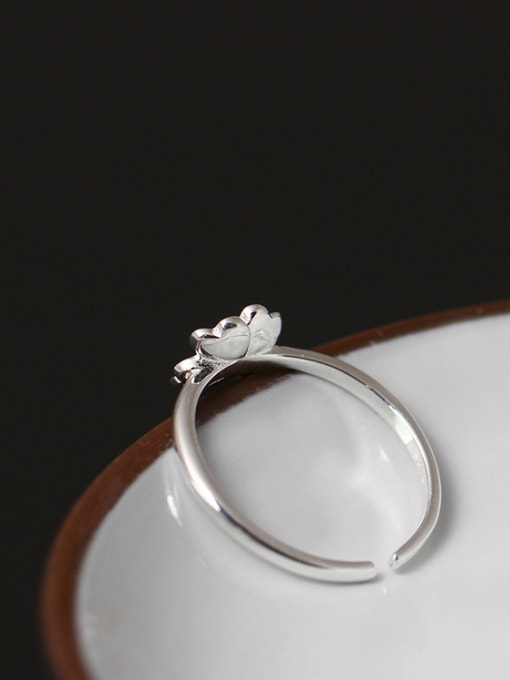 SILVER MI Opening Flower Shaped Silver Ring 2