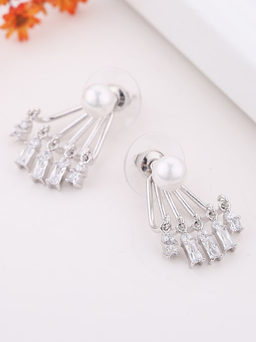 Wei Jia Fashion Imitation Pearl White Zirconias Copper Stud Earrings 3