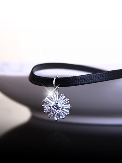 X00203 Sunflower Stainless Steel With Fashion Swan Necklaces