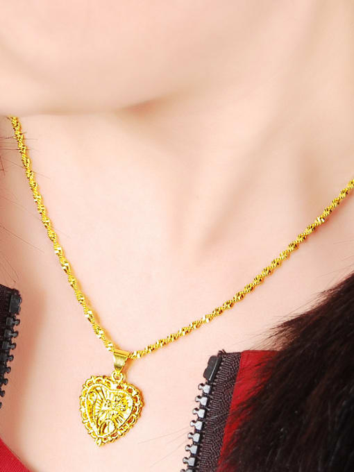 Yi Heng Da Delicate 24K Gold Plated Heart Shaped Rhinestone Necklace 1