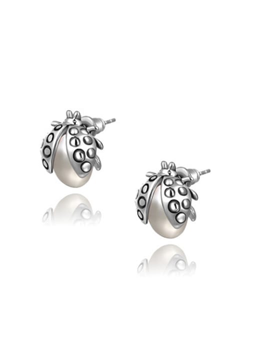 Ronaldo Cute Ladybug Shaped Artificial Pearl Stud Earrings