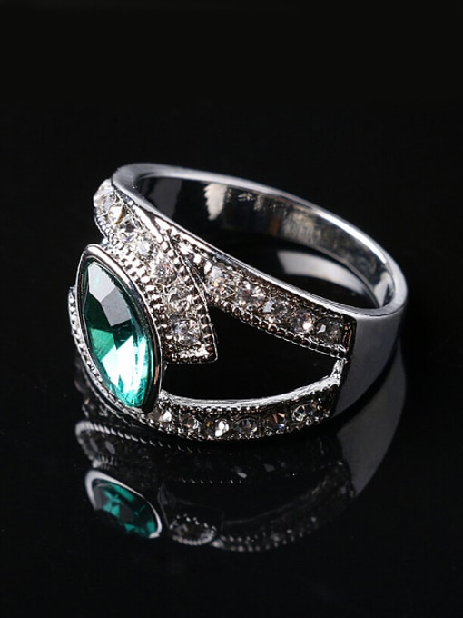 Silver Green Fashion Oval Glass White Crystals Alloy Ring
