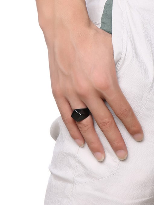 CONG Personality Black Gun Plated Diamond Shaped Titanium Ring 1