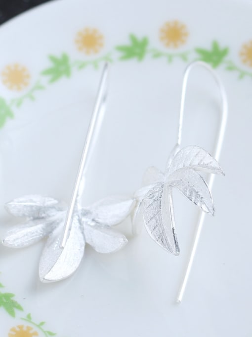 kwan Maple Leaves Fresh Women Silver Earrings 2