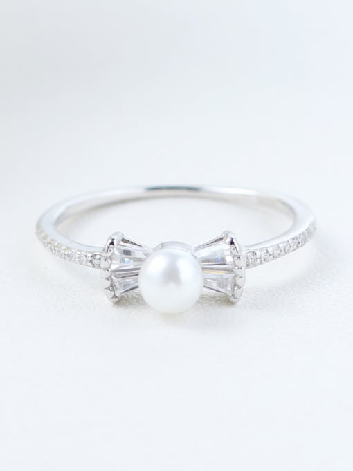 Peng Yuan Fashion Freshwater Pearl Bowknot Zircon Ring 0