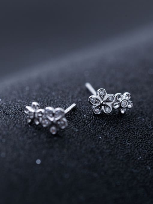 Rosh Exquisite Flower Shaped S925 Silver Rhinestones Stud Earrings 0