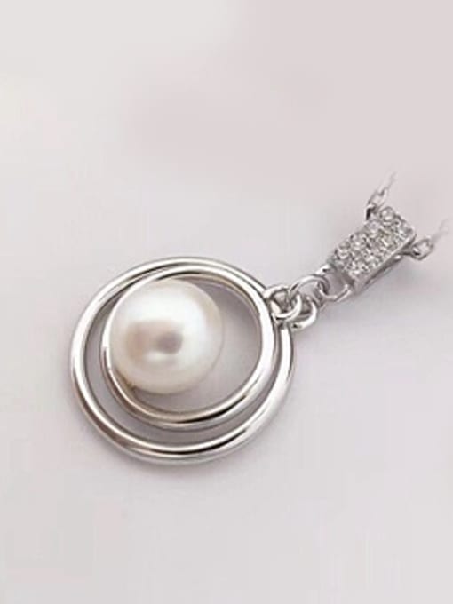 EVITA PERONI Freshwater Pearl Double Circle Pendant