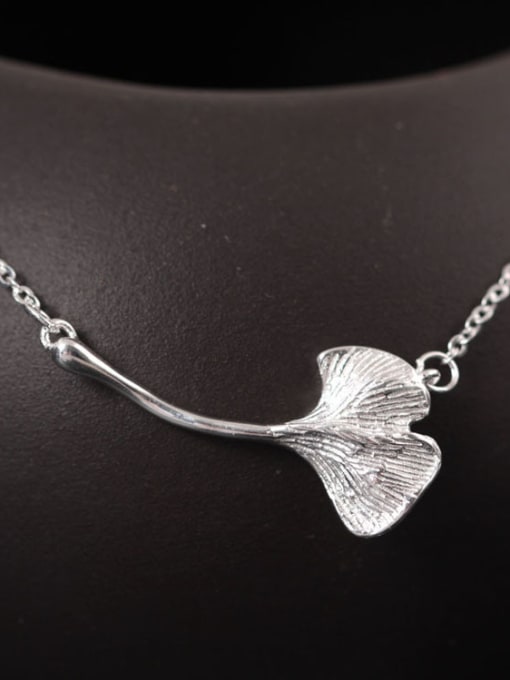 SILVER MI Natural Ginkgo Leaves Pendant Clavicle Necklace