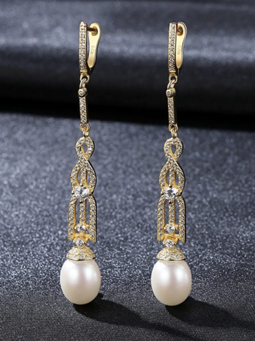White Pure silver retro 7-8mm Natural Freshwater Pearl Earrings