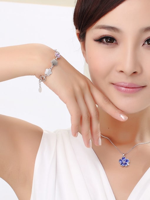 OUXI 18K White Gold Flower Shape Crystal Bracelet 1