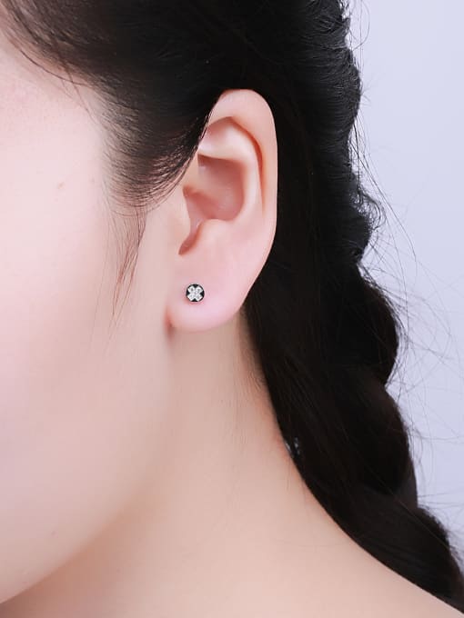 One Silver Exquisite Cross Shaped Stud Earrings 1