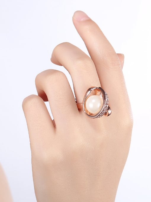 OUXI Fashion Artificial Pearl Rhinestones Ring 1