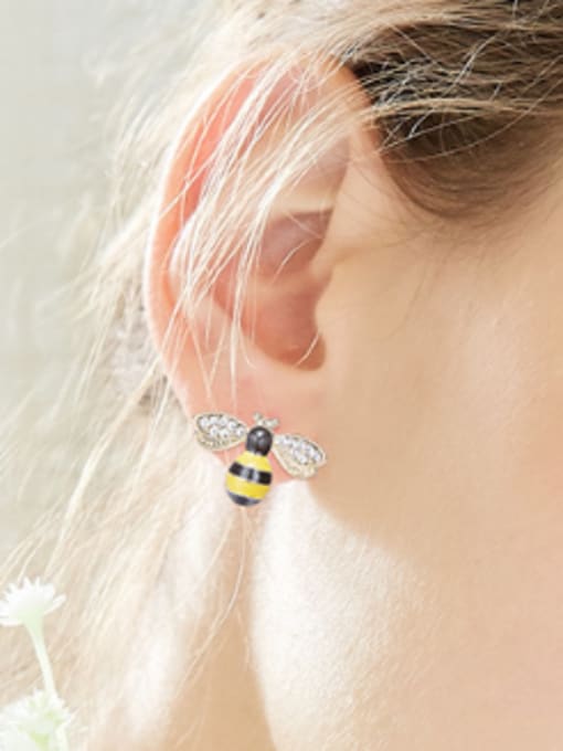 CEIDAI Personalized Little Bee Flower Copper Stud Earrings 2