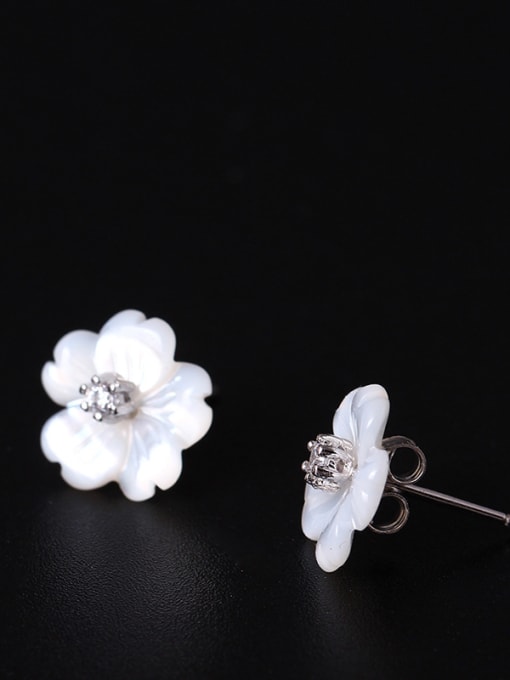 SILVER MI Beautiful Flower-shape Stud Earrings 1