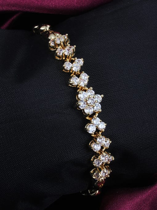 SANTIAGO Noble 18K Gold Plated Flower Shaped Zircon Bracelet 1