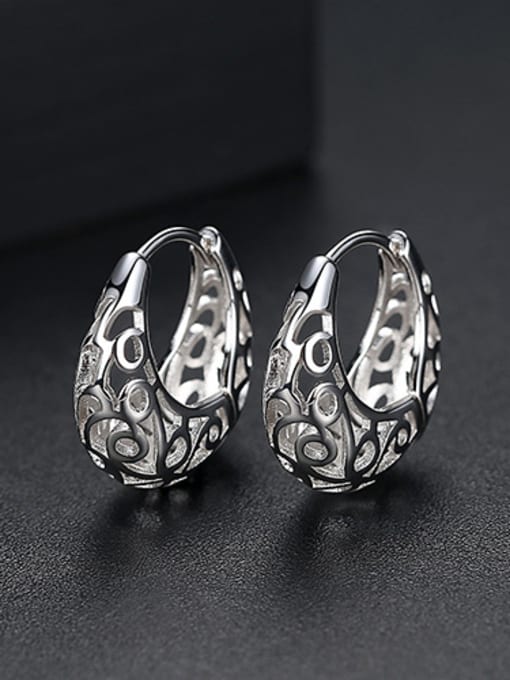 Platinum -T01I09 Copper With Hollowed out mesh Fashion Irregular Stud Earrings