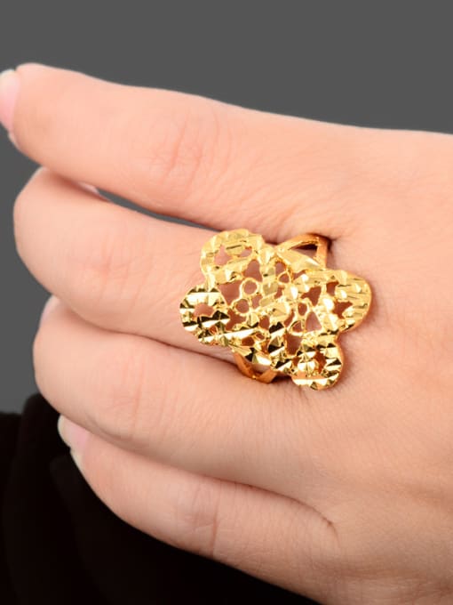 Yi Heng Da Fashion 24K Gold Plated Hollow Square Shaped Ring 2