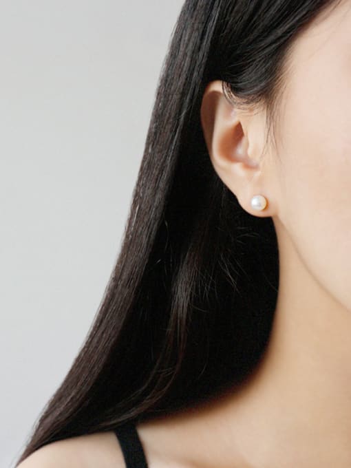 DAKA Pure silver natural freshwater pearls simple and versatile earrings 1