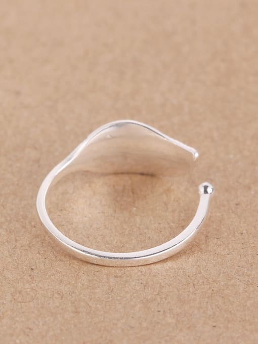 Peng Yuan Simple Leaf Opening Midi Ring 2