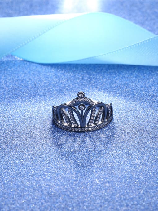 Ronaldo Luxury Black Gun Plated Crown Shaped Glass Bead Ring 1