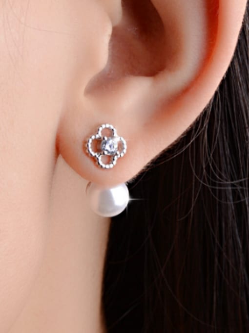 Rosh Fashion Little Flower Imitation Pearl Stud Earrings 1