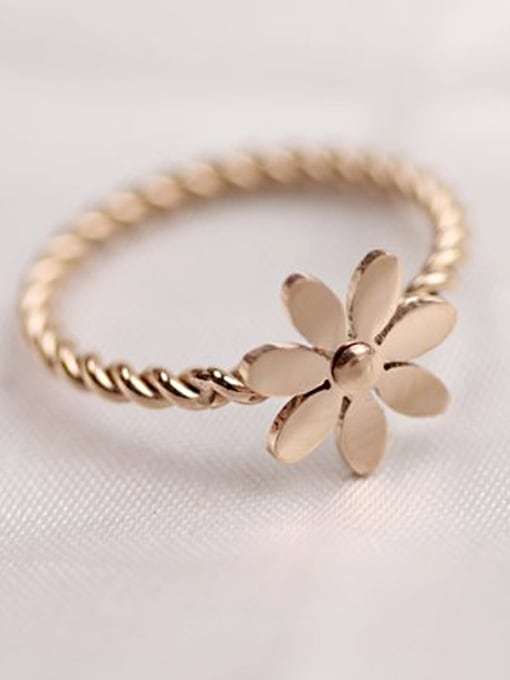 GROSE Small Daisy Twisted Titanium Ring 1