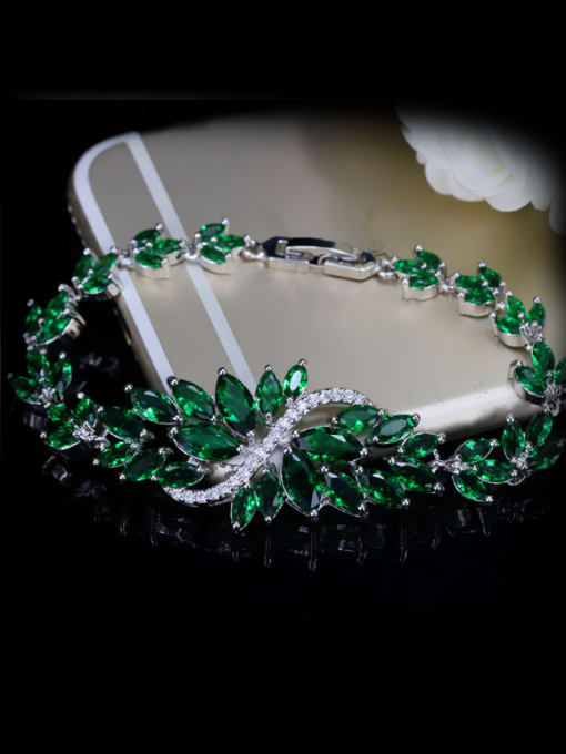 Green Luxury Temperament Zircon Bracelet
