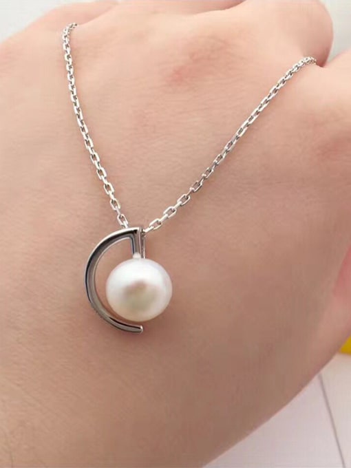 EVITA PERONI Personalized Freshwater Pearl Crescent Necklace 1