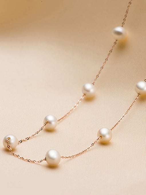 Rose gold Round Freshwater Pearls Necklace
