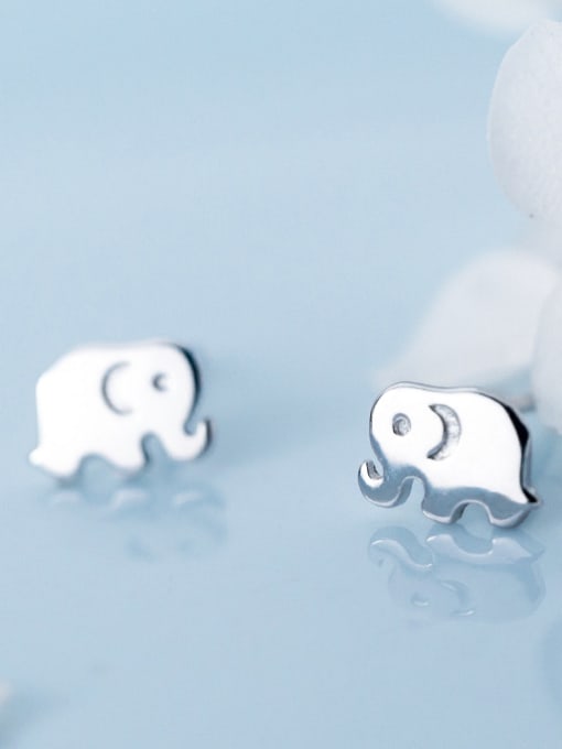 Rosh 925 Sterling Silver With Silver Plated Cute Elephant Stud Earrings 0