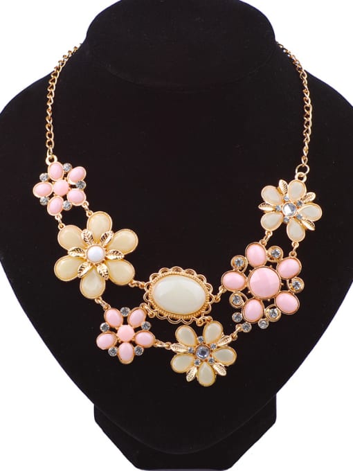 Pink Fashion Resin-sticking Flowers Rhinestones Gold Plated Necklace